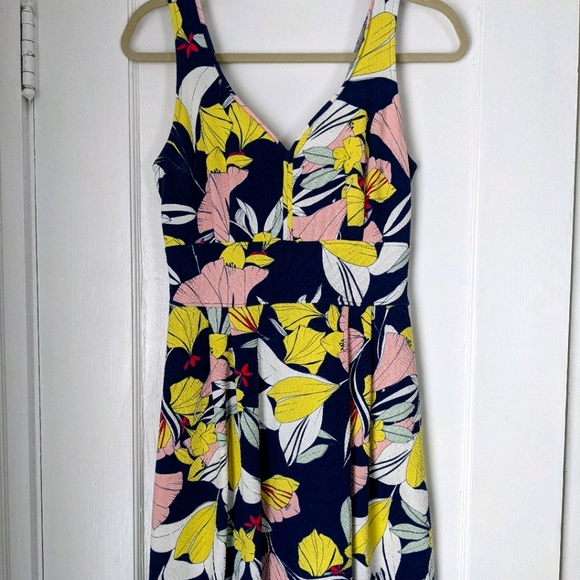 Maison Jules Dresses & Skirts - Maison Jules summer dress size S